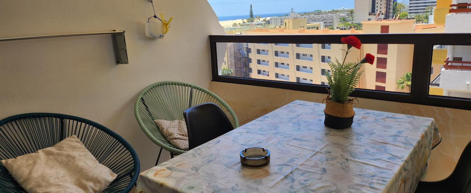 Playa del Ingles. Apartamento al lado del océano San Bartolomé Extérieur photo